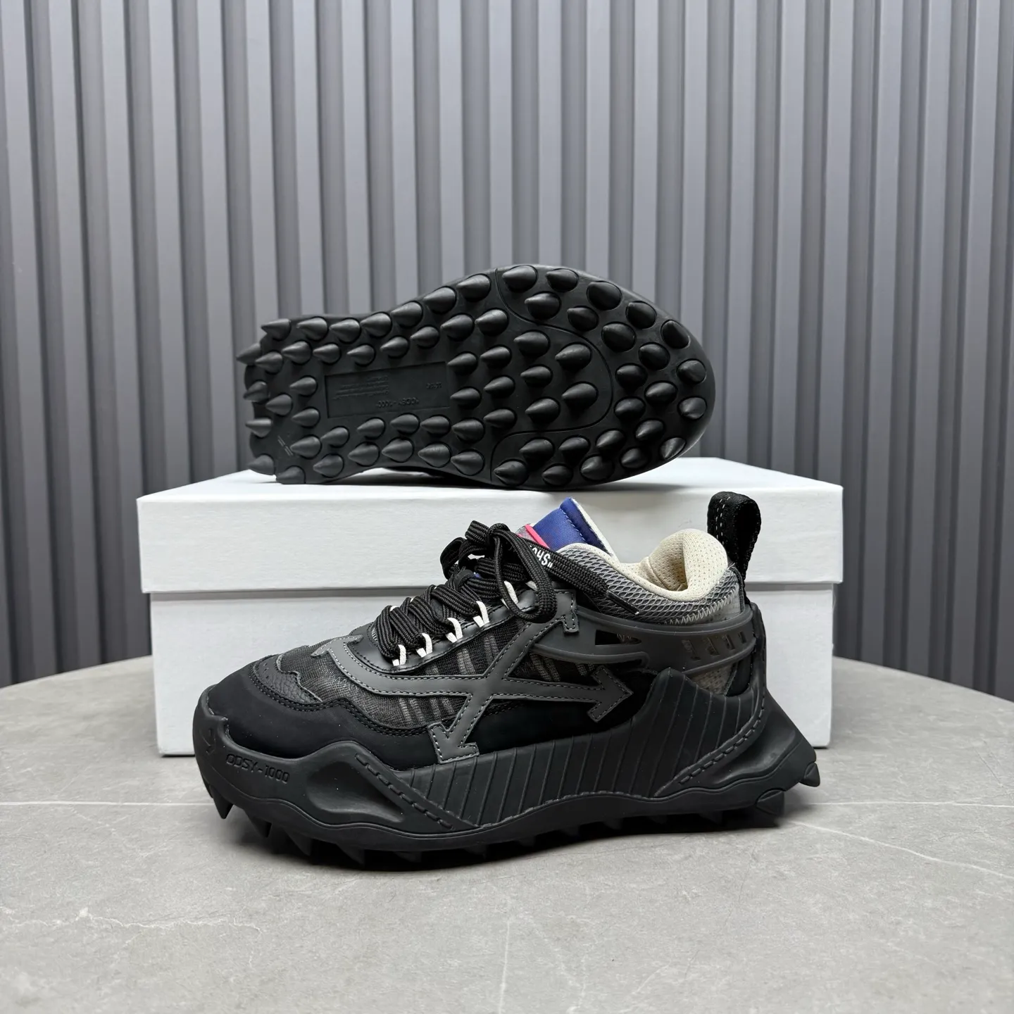 【OFF WHITE】P: 680💰Couple model, Size: Female 35-40; Male 39-44 (customized at 45.46) 2025SS trendy brand OFF WHITE classic popular model, combined outsole, official website original 1:1 developed top-level copy, ️Selected imported high-mercerized matte cowhide splicing breathable mesh ✔️Breathable lining, breathable and comfortable, simple and personalized design, official website rubber outsole.